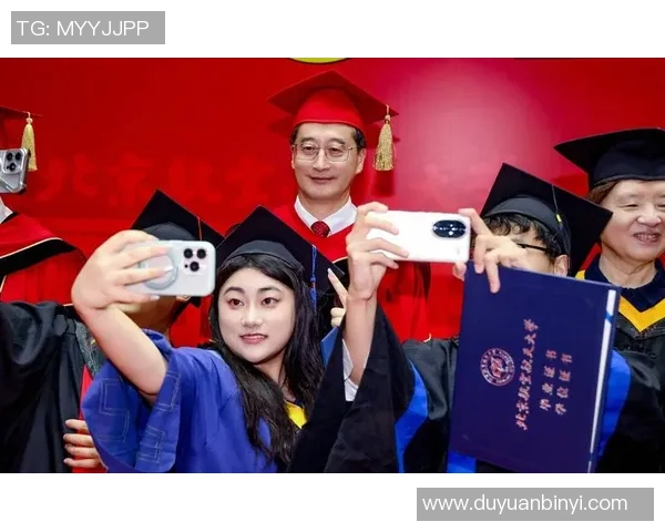 刘泽一的成长之路：从普通学生到优秀人才的蜕变与奋斗故事