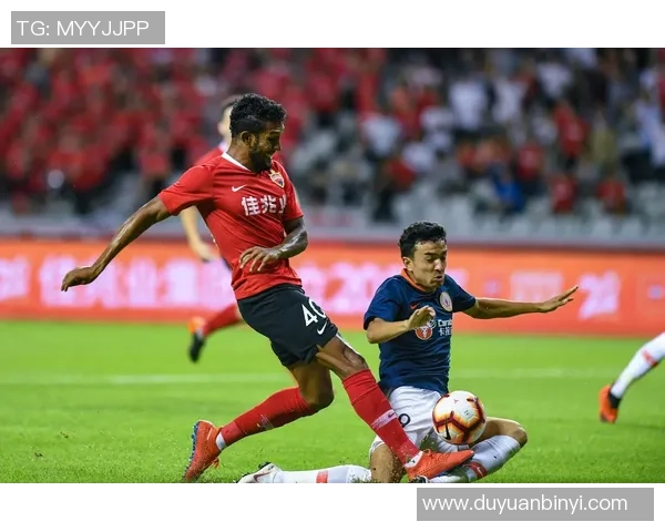 北京人和迎战深圳队全力争胜期待精彩对决与球迷共庆足球盛宴